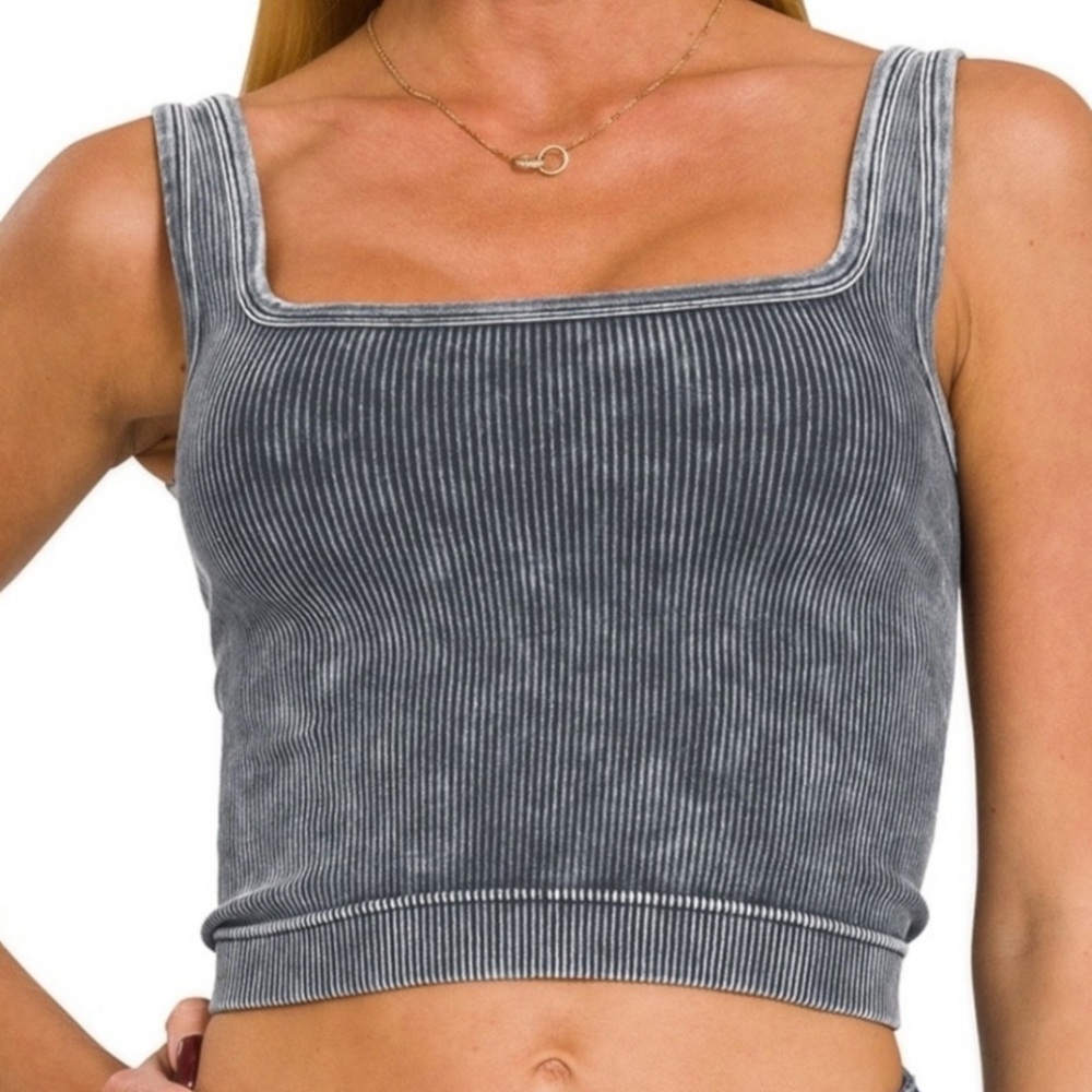 Zenana Outfitters 2 Way Crop Tank/Bra Size L/XL Gray